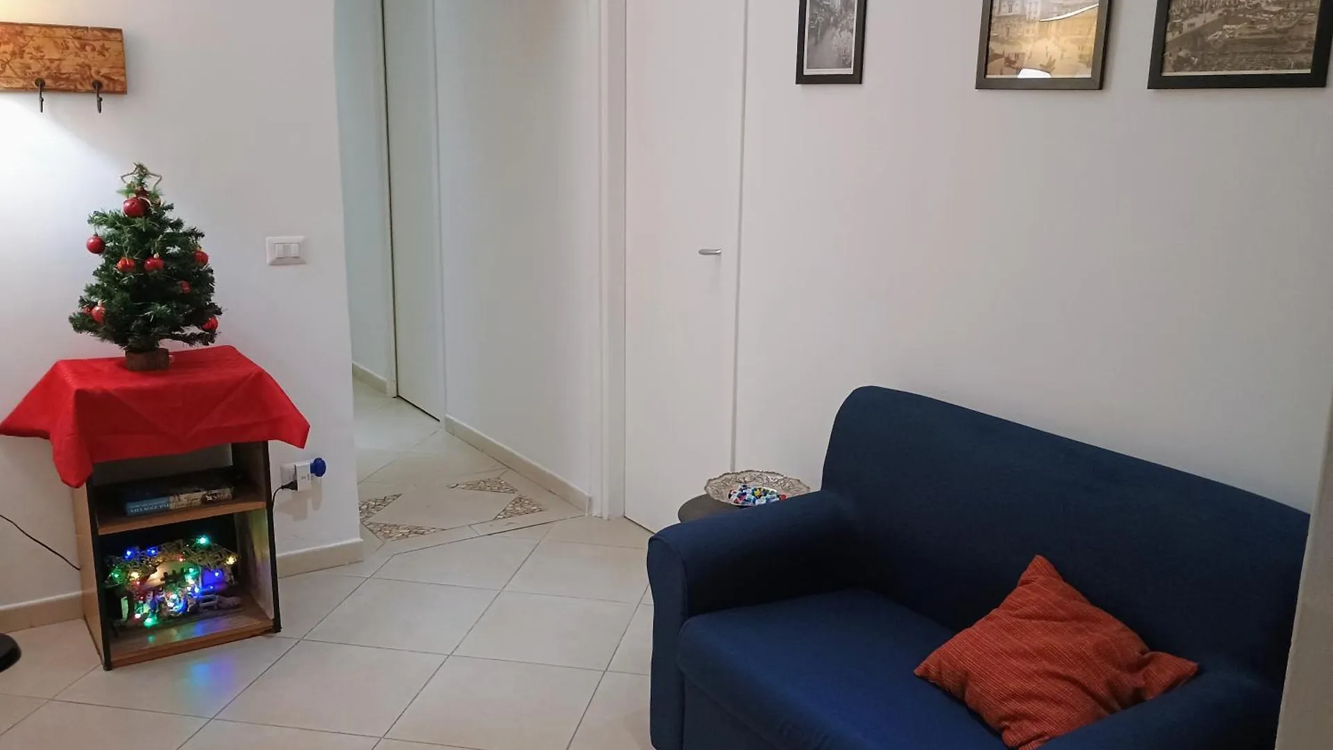 Homestay szállás Alloggio Ai Quartierispagnoli Nápoly